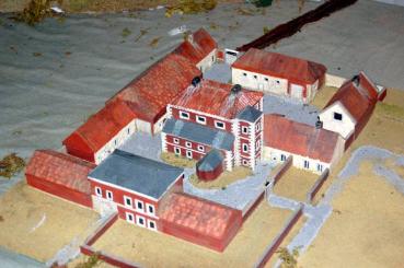 Hougamont- Wellngtons Baston at Waterloo -  the com ..