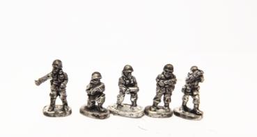 Separate artllery crews
