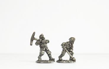 Engneers -  wth pck and shovel
