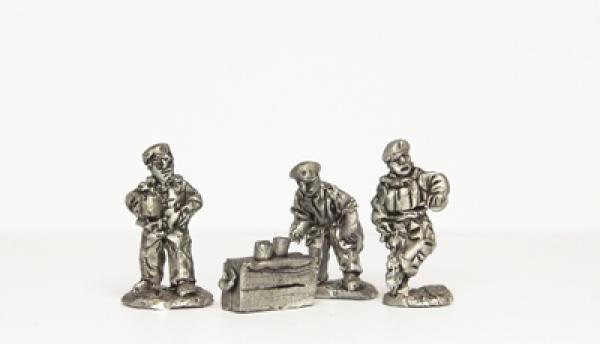 Brtsh tank crews -  drnkng tea (formerly code BR180)