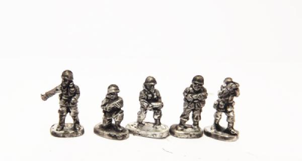 Separate artllery crews