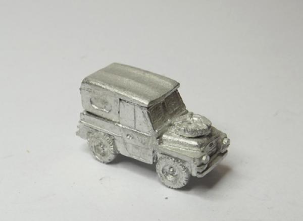 SWB Land Rover wth hard top