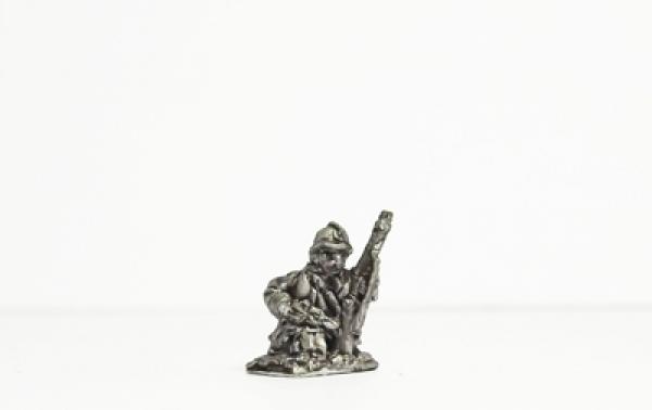 Foot n greatcoat -  kneelng -  loadng