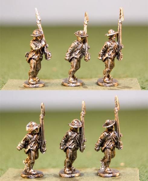 Contnentals n Regmental Coats.  Round Hats.  Advancng Shoulder Arms