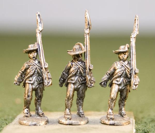 Brtsh nfantry n Cut Down Coats.  Round Hats.  Advancng Shoulder Arms